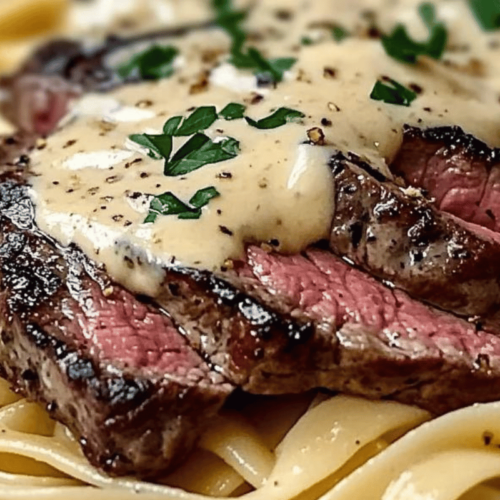 Gorgonzola steak alfredo, Steak and gorgonzola pasta, Creamy gorgonzola steak